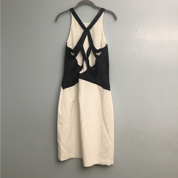 HALSTON EVENING DRESS - Picture 12 of 15